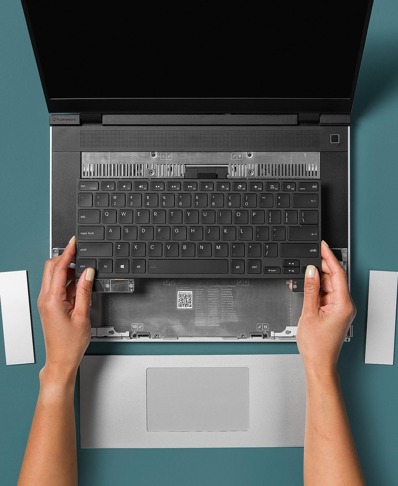 Framework Laptop 16 Keyboard - Belgian - photo