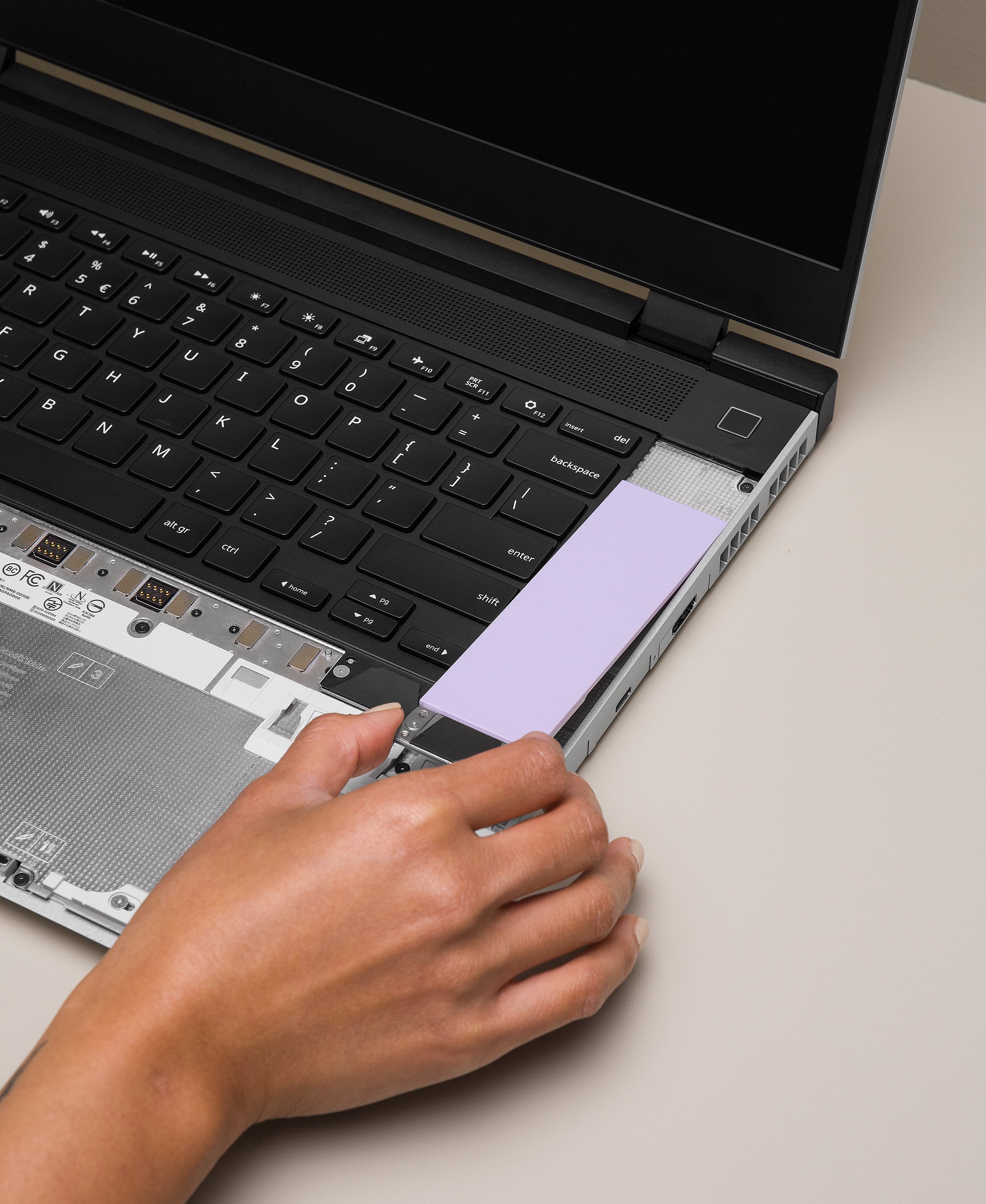 Framework Laptop 16 Spacer - Lavender - photo