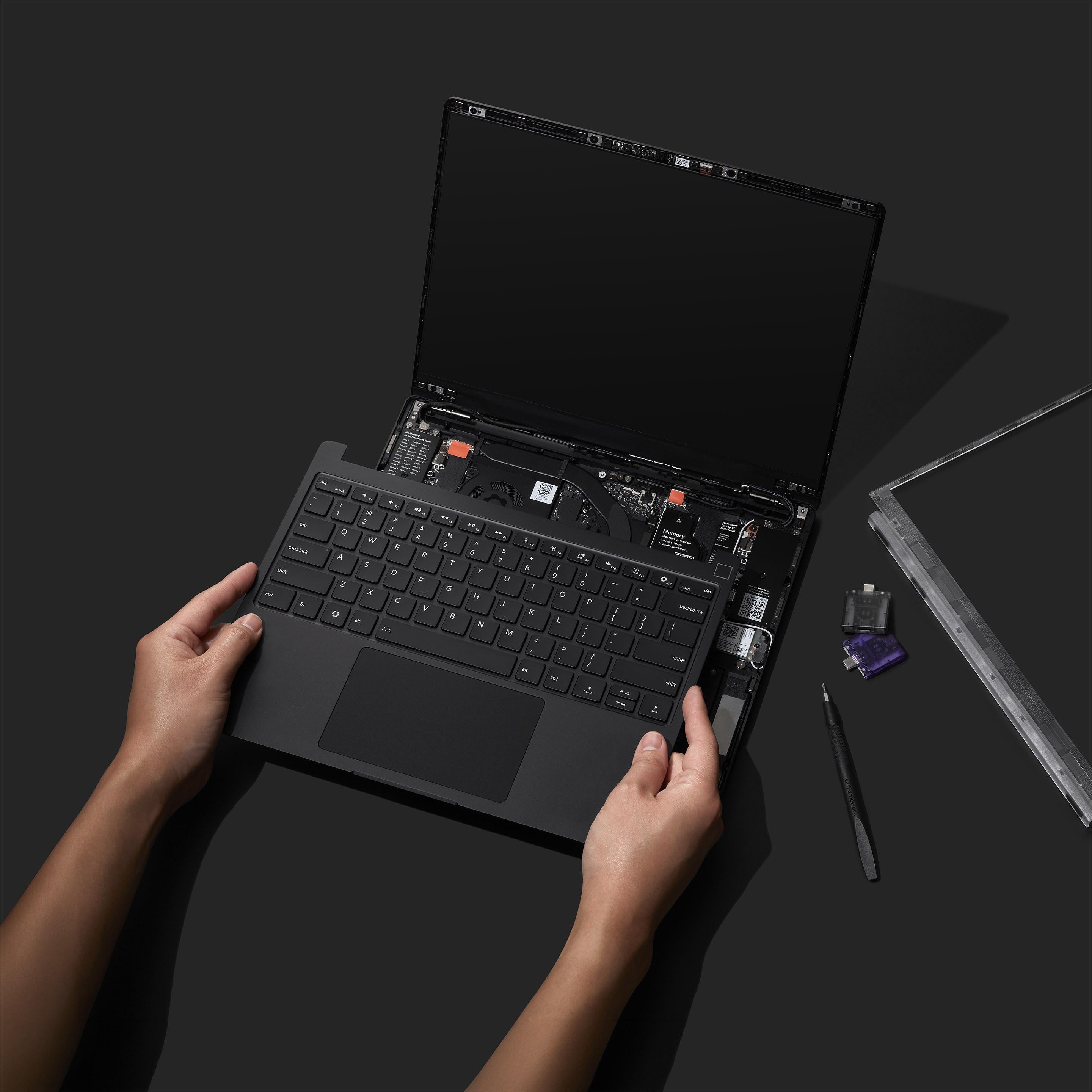 Image of Framework Laptop 13 Pro DIY Graphite