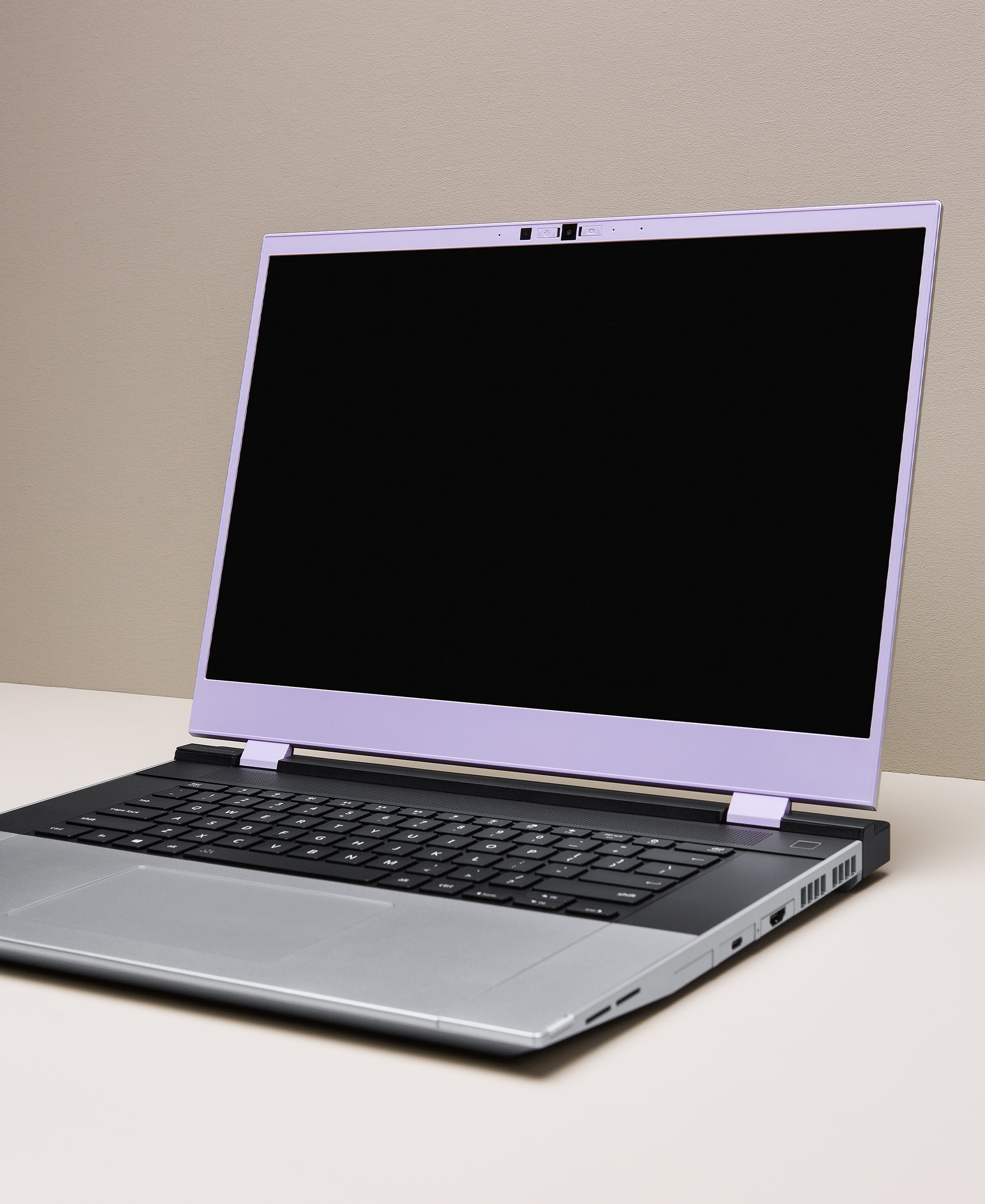 Framework Laptop 16 Bezel - Lavender - photo